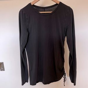 Lululemon long sleeve with side ruching.